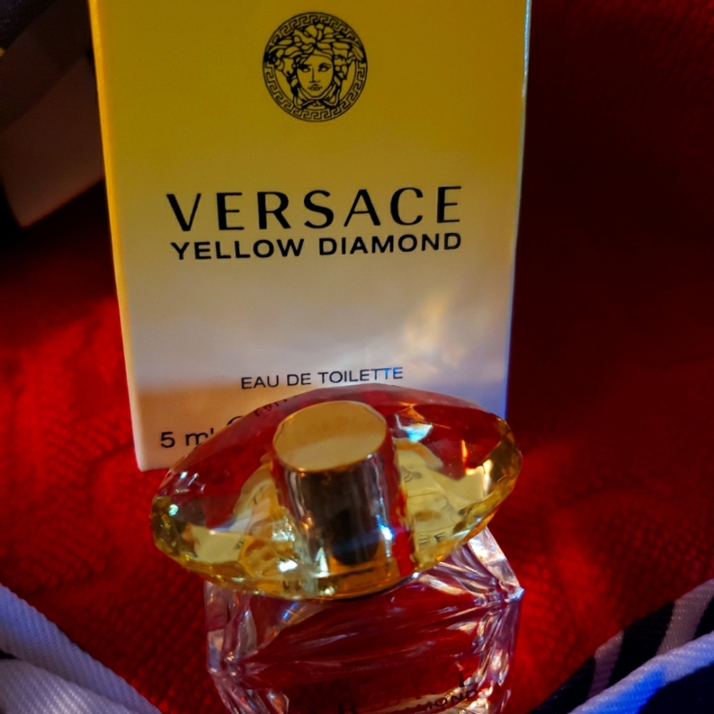Women's Perfume Mini (YELLOW DIAMOND 💎) by Versace